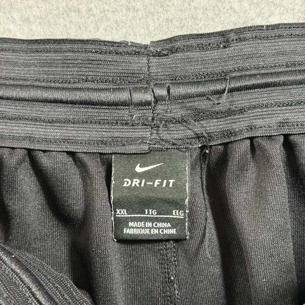 Nike Dri-FIT Shorts Mens XXL Black Athletic Zip Pockets Drawstring Waist Gym